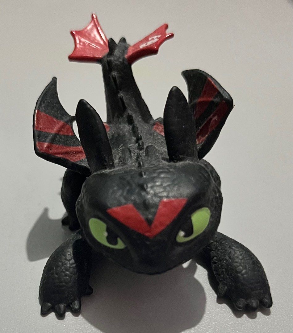 Dreamworks “Toothless” (How to Train your Dragon) (Category: Figurines & Statues) located in Quezon City. Submitted by pwrproductions (Listing ID 1368898572, Image 1). Description: Funko Type. (ON SALE! Limited time only)..