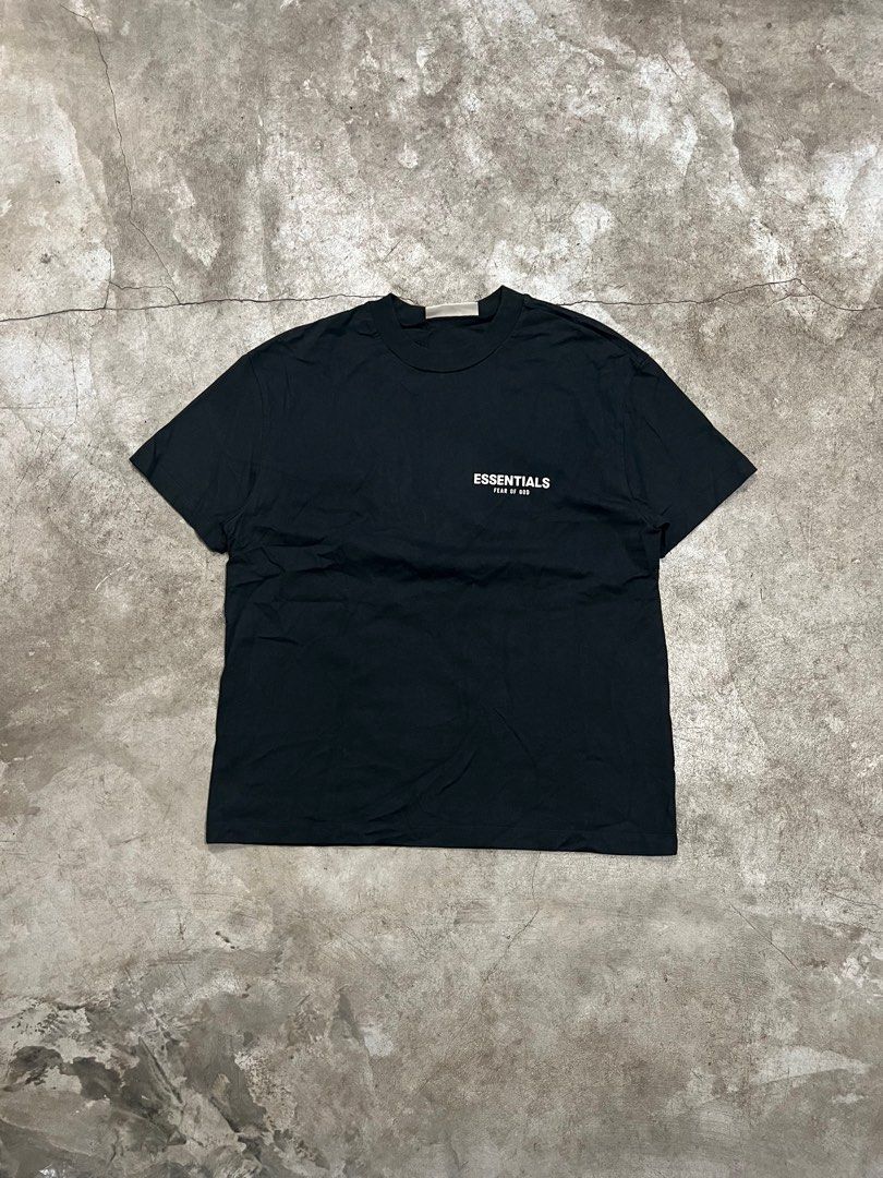 Essentials Fear Of God Front Logo Design T-Shirt (Category: Tshirts & Polo Shirts ) located in Naga. Submitted by nowhere_archive_shop (Listing ID 1368937307, Image 1). Description: Essentials Fear Of God Front Logo Design T-Shirt S On Tag 23/28 No Issue Excellent Condition 650 DM.