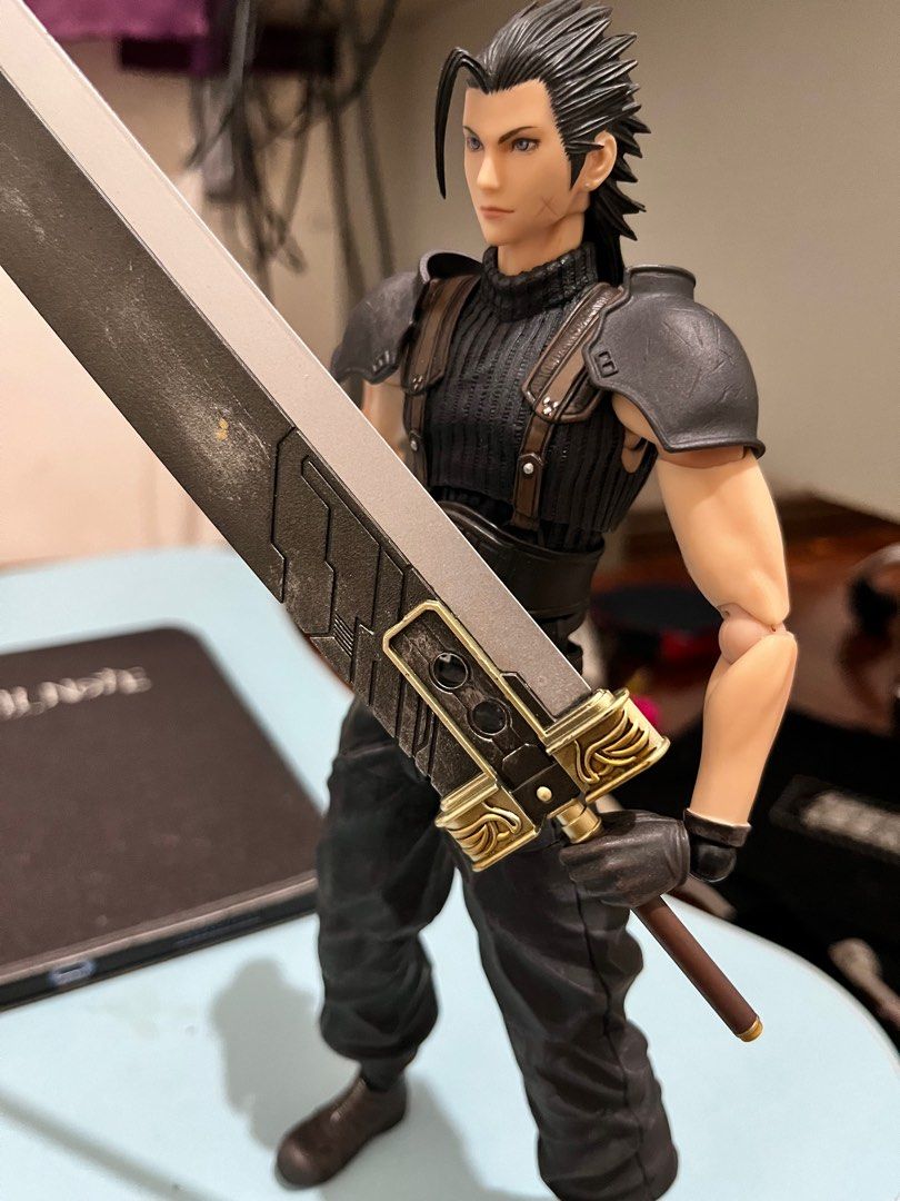 FF7 - Crisis Core - ZACK FAIR figure (Loose) (Category: Figurines & Statues) located in Makati City. Submitted by affordahauls (Listing ID 1368869194, Image 1). Description: Complete accessories No Box Still new.