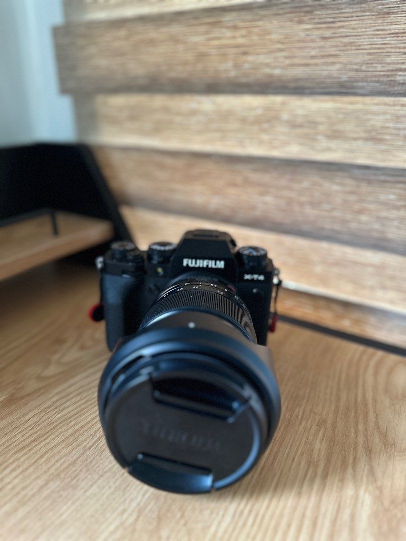 FUJIFILM XT4 LENS 16-55MM (Category: Cameras) located in Davao. Submitted by fleasandfindsdvo (Listing ID 1368917472, Image 2). Description: Good as new (Kept unused, stored in a dry box) Complete set No damage, No issues, No dents/scratches 📍 Davao City.