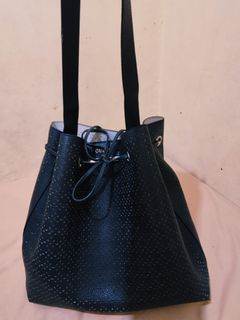 (Kategori: ) berada di . Dikirim oleh delbs (ID iklan 1368905640, Gambar 1). Deskripsi: .