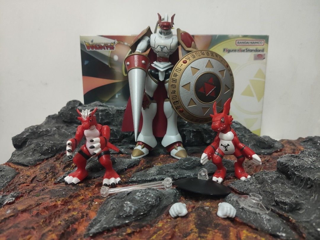 Guilmon Evolution (Category: Figurines & Statues) located in Senawang. Submitted by shafira23 (Listing ID 1368808480, Image 1). Description: FRS DUKEMON (CUSTOM PAINT) GUILMON BANDAI GROWMON BANDAI ( NO TAIL).