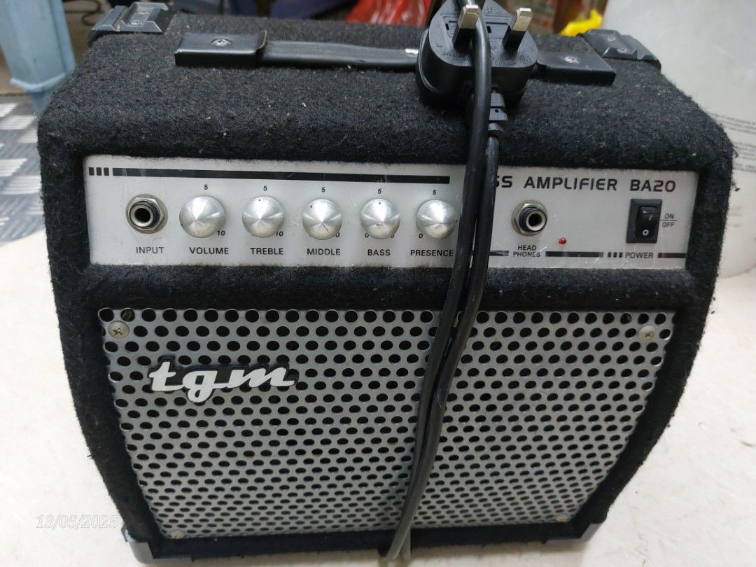 Guitar Amplifier491178617335326720