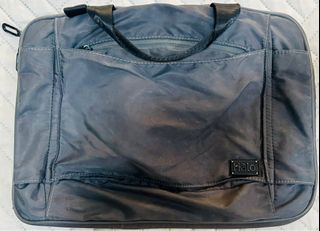 (Category: ) located in . Submitted by fashiongossiponlineboutique (Listing ID 1368825512, Image 1). Description: .