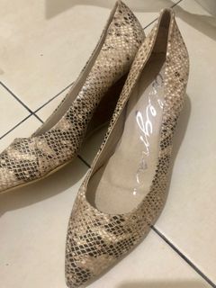 (Kategori: ) berada di . Dikirim oleh wwears (ID iklan 1364124088, Gambar 1). Deskripsi: .