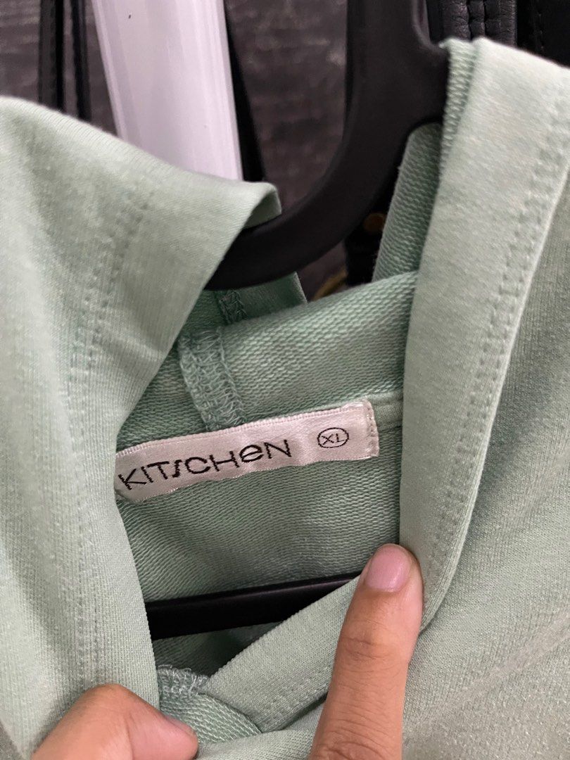 Jacket (Category: Coats, Jackets and Outerwear) located in Bangi. Submitted by wornnwell (Listing ID 1368882237, Image 3). Description: .