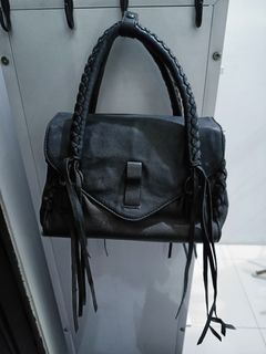 (Kategori: ) berada di . Dikirim oleh ummunisa2061037 (ID iklan 1368903935, Gambar 1). Deskripsi: .