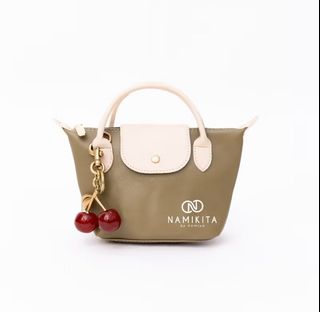(Kategori: ) berada di . Dikirim oleh belinyadisiniaja (ID iklan 1368801132, Gambar 1). Deskripsi: .