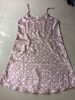 (Kategori: ) berada di . Dikirim oleh declutterhine (ID iklan 1368852149, Gambar 1). Deskripsi: .