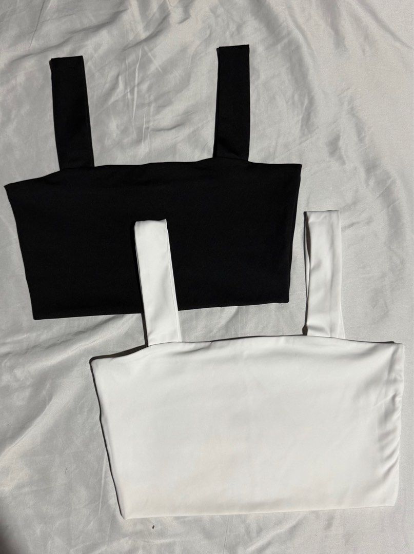 Lovito Black & White Sleeveless Crop Tops (Category: Sleeveless) located in Pasig City. Submitted by getitfromg (Listing ID 1368892788, Image 1). Description: Bundle of 2 Size Small for both.