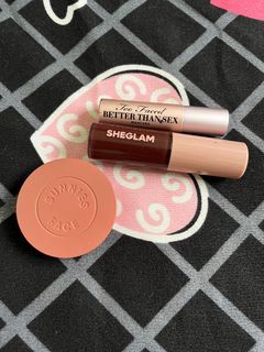 Makeup bundle