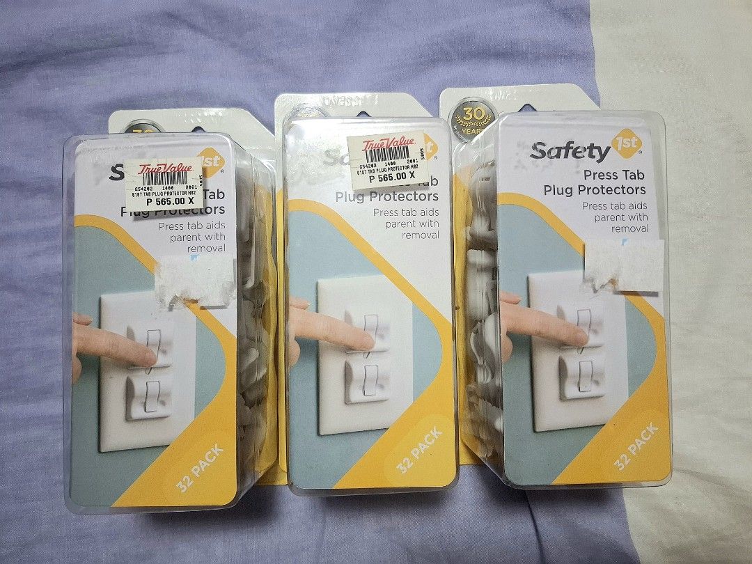 plug protectors for babies (Category: Bed Guards) located in Manila. Submitted by girlyukay (Listing ID 1368903022, Image 1). Description: 250 each , super cheap na.