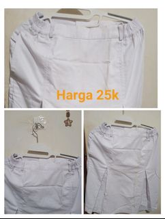(Kategori: ) berada di . Dikirim oleh pelynnnstoree (ID iklan 1368838503, Gambar 1). Deskripsi: .