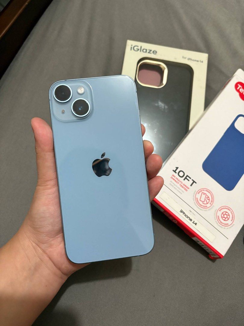 SALE iPhone 14 128GB Globelocked (Category: iPhone 14 Series) located in Quezon City. Submitted by tjyric (Listing ID 1368917782, Image 1). Description: Unit is from Globe Postpaid. RFS Funds for Phone upgrade. Lady owned comes with unit and 2 quality phone case. Slight Nego for sure buyers. .
