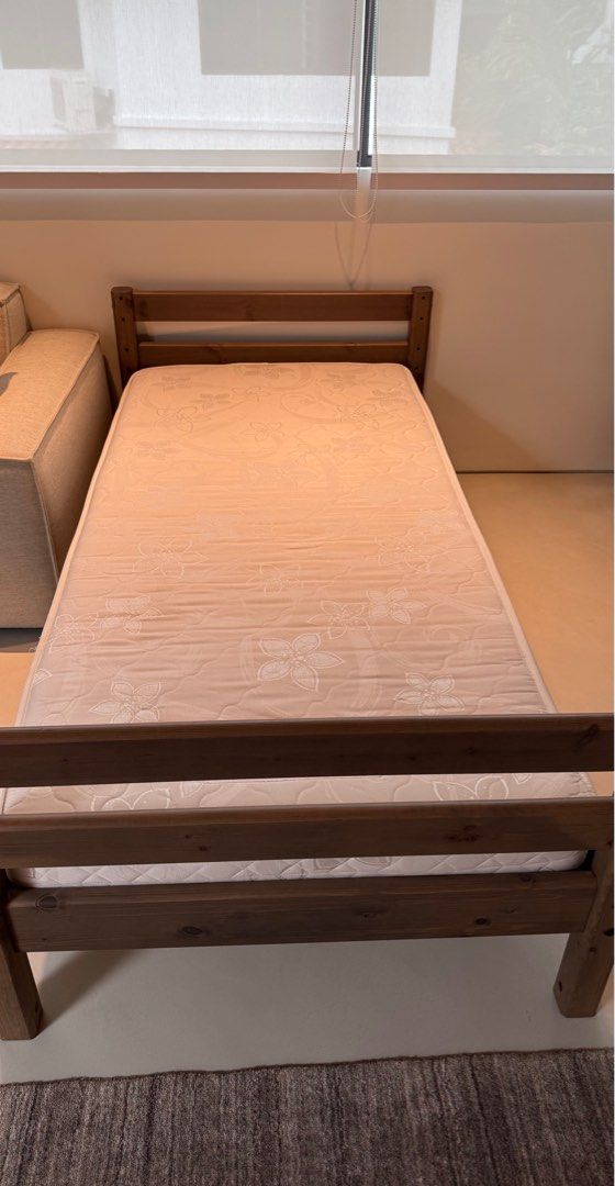 Single bed frame (Category: Bed Frames & Mattresses) located in Singapore. Submitted by eliza.lin81 (Listing ID 1368836521, Image 1). Description: Flexa single bed frame for sale! Leading Scandinavian brand for beds. Great quality and very sturdy. Great for toddlers from age 3 onwards. Measurements as per photo 210cmx100cmx66.5cm See Flexa website for more details or DM me for any questions. Single mattress to go along with bed frame Self pick up