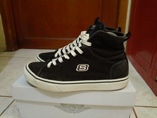 (Kategori: ) berada di . Dikirim oleh seken_style07 (ID iklan 1368826999, Gambar 1). Deskripsi: .