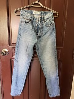 (Category: ) located in . Submitted by eeameenelrays (Listing ID 1368951208, Image 1). Description: .