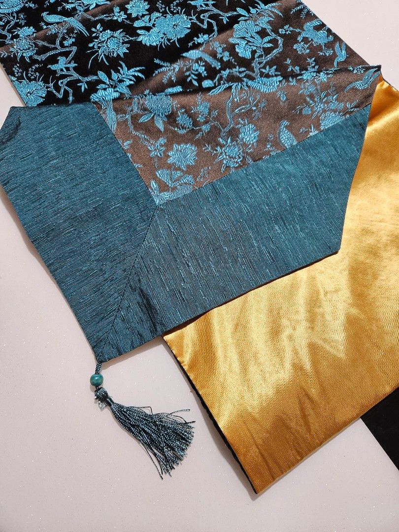 Table runner65075517143683111