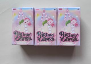 （分類：）位於 。 由 callieyinn 提交（商品編號 1368786842，圖片 1）。簡介： 。