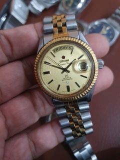 (Category: ) located in . Submitted by nomenaspore (Listing ID 1368948608, Image 1). Description: .