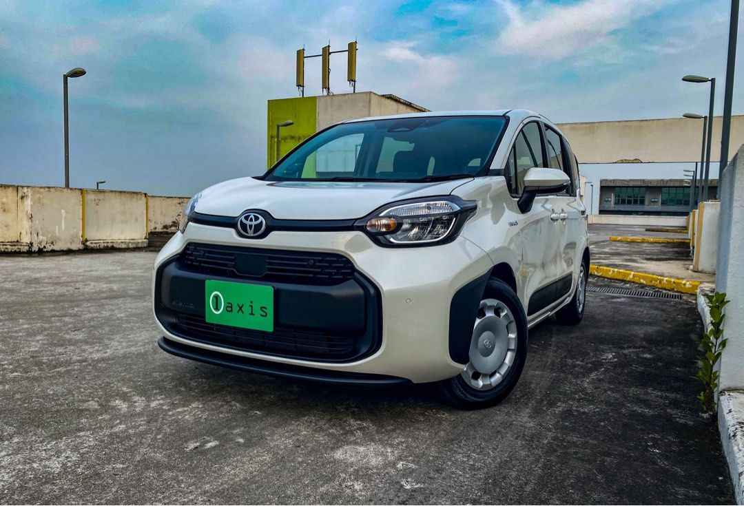 PHV Car For Rent Toyota Sienta Hybrid- facelift model (Category: Car Rental) located in Singapore. Submitted by boyz68 (Listing ID 1368916776, Image 1). Description: 🚗 1AXIS Car Rental – Reliable & Affordable! Looking for a car? Rent with us today! ✨ $560/week ✨ PHV-Ready & Flexible Terms ✨ Variety of Cars – Compact, SUVs, MPVs 🔧 In-House Workshop – Low Downtime, Well-Maintained Vehicles *Additional Perks* 👇🏻 💃🏻 ComfortDelGro (Zig) Fleet Pa