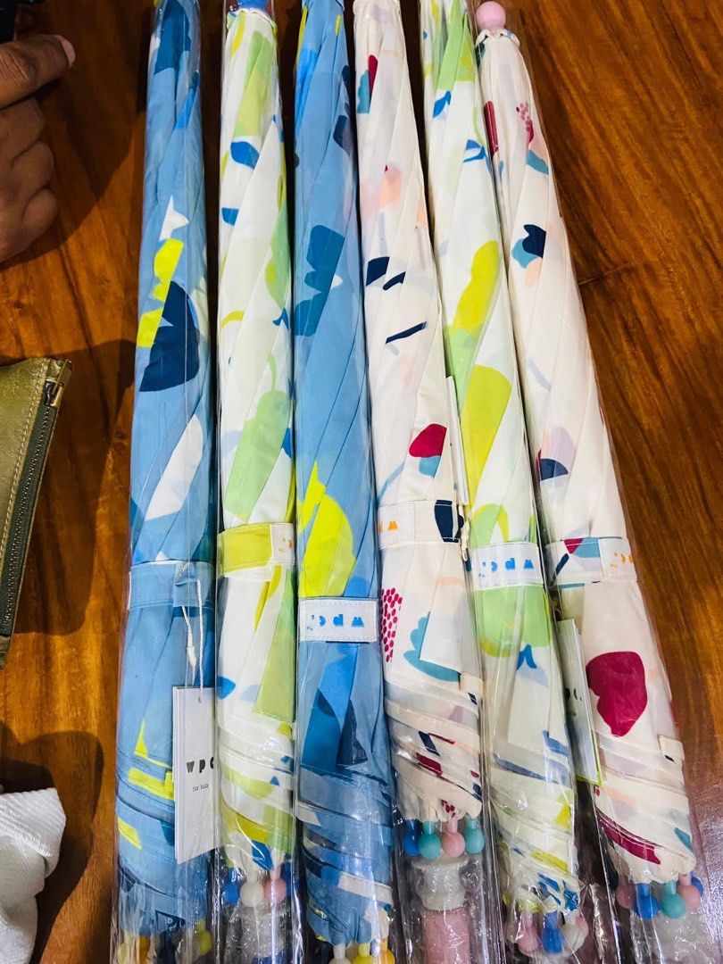 WPC umbrella for kids (Category: Umbrellas) located in San Mateo. Submitted by donnalararoch (Listing ID 1368793687, Image 1). Description: .