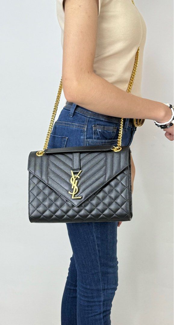 Ysl Envelope GHW (Category: Luxury Bags & Wallets) located in Manila. Submitted by luxuryprelovedbagsby_by_agnes (Listing ID 1368843963, Image 2). Description: AVAILABLE ✅✅✅ AVAILABLE ✅✅✅ AVAILABLE ✅✅✅ Ang ganda Super pretty Onhand na po 122k Last price ( Price is Fixed!) 198k srp Medium- Year 2022- only Accepting credit card payments Safe and contactless payment up to 36 months! Pay conveniently online . We offer you a safe and convenient way of