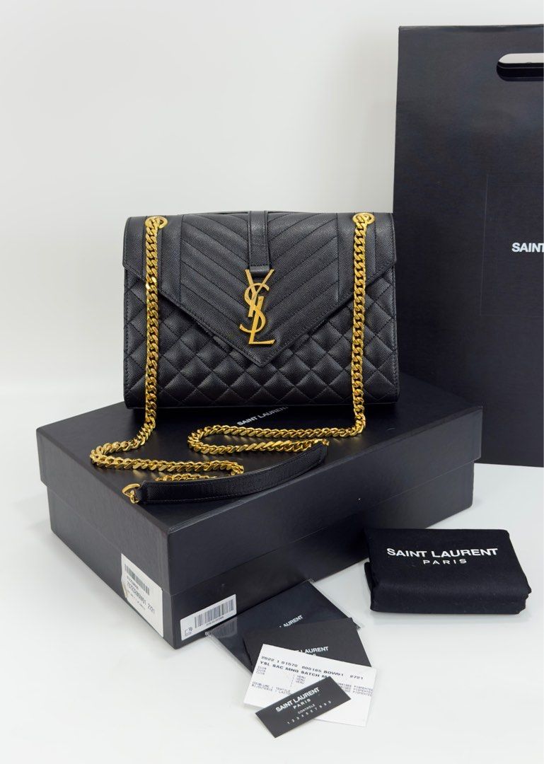 Ysl Envelope GHW (Category: Luxury Bags & Wallets) located in Manila. Submitted by luxuryprelovedbagsby_by_agnes (Listing ID 1368843963, Image 1). Description: AVAILABLE ✅✅✅ AVAILABLE ✅✅✅ AVAILABLE ✅✅✅ Ang ganda Super pretty Onhand na po 122k Last price ( Price is Fixed!) 198k srp Medium- Year 2022- only Accepting credit card payments Safe and contactless payment up to 36 months! Pay conveniently online . We offer you a safe and convenient way of