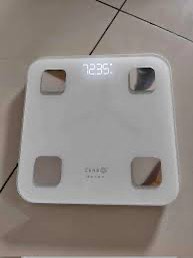 Zenso Weighing Scale + Bottle shaker, Health & Nutrition, Health ...