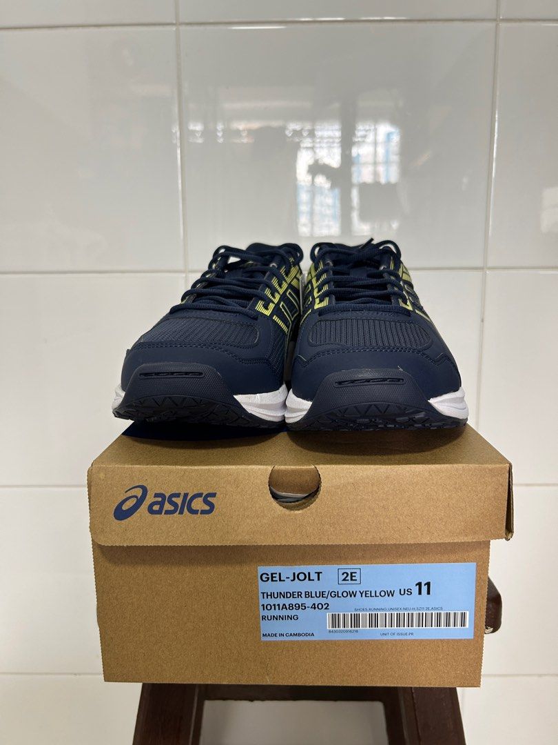 Asics Running Shoes (Gel Jolt) (Category: Sneakers) located in Singapore. Submitted by iflybutterfly (Listing ID 1369106265, Image 2). Description: COMPLETELY BRAND NEW ASICS RUNNING SHOES GEL JOLT SIZE: US 11 Colour Way: thunder blue/glow yellow HAVENT WORN BEFORE FRESH PAIR BUY NOW!!.