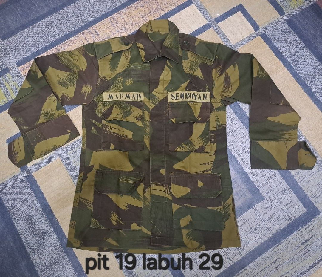 Askar (Category: Vintage Collectibles) located in Sungai Petani. Submitted by matkarim (Listing ID 1368958504, Image 3). Description: baju bs pit 18 ,19dan 19.5 kondis terbaik minat pm [ 1 helai rm210].