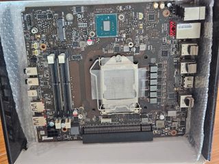 （分類：）位於 。 由 d9977 提交（商品編號 1368961922，圖片 1）。簡介： 。