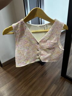 (Kategori: ) berada di . Dikirim oleh shelagilbert (ID iklan 1368985387, Gambar 1). Deskripsi: .