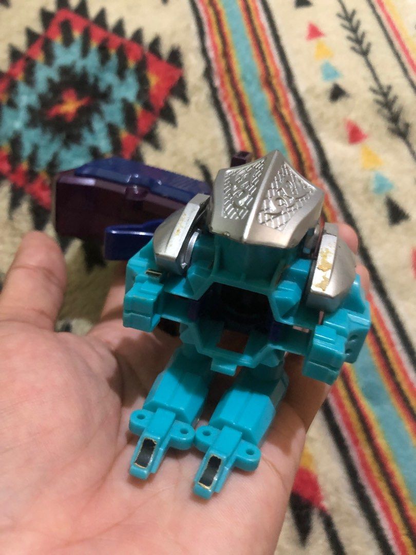 B-Daman marble launcher (Category: Action & Battle Toys) located in Quezon City. Submitted by markgolveo (Listing ID 1369015306, Image 2). Description: B-Daman marble launcher.