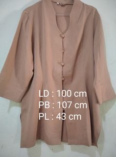 (Kategori: ) berada di . Dikirim oleh secondchic.preloved (ID iklan 1369063287, Gambar 1). Deskripsi: .