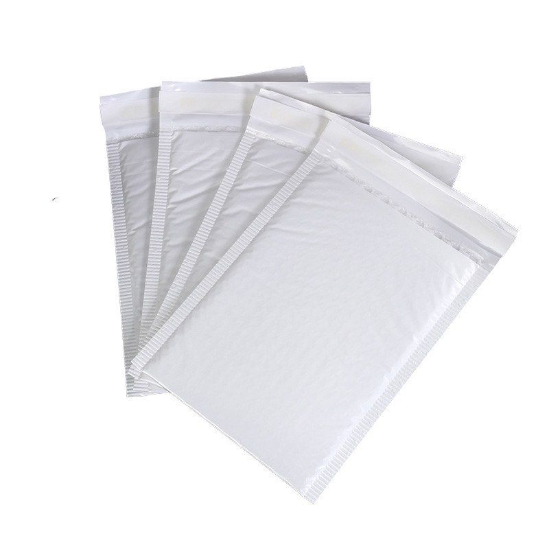 Bubble wrap (Category: Other Stationery & Craft) located in Singapore. Submitted by shirley155 (Listing ID 1369012478, Image 3). Description: 28x32=700pcs $0.15/pc 30x30=390pcs $0.20/pc 35x45=160pcs $0.30/pc 38x49=70pcs $0.35/pc Minimum from 100pcs.