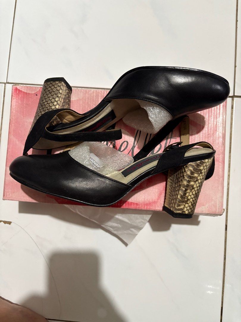 Carmelletes High Heels (Marikina Made) (Category: Heels) located in San Mateo. Submitted by poshimari (Listing ID 1369029381, Image 3). Description: USED ONCE Straps and heels in good condition Glues are still intact.