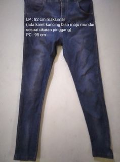 (Kategori: ) berada di . Dikirim oleh secondchic.preloved (ID iklan 1369047943, Gambar 1). Deskripsi: .