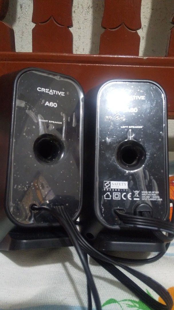 Creative A60 Model no. MF 1635 (Category: Soundbars, Speakers & Amplifiers) located in Carmona. Submitted by rpute (Listing ID 1369133348, Image 2). Description: issue switch but made a solution.
