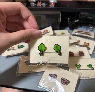 (Category: ) located in . Submitted by Droolyluchi (Listing ID 1369059952, Image 1). Description: .