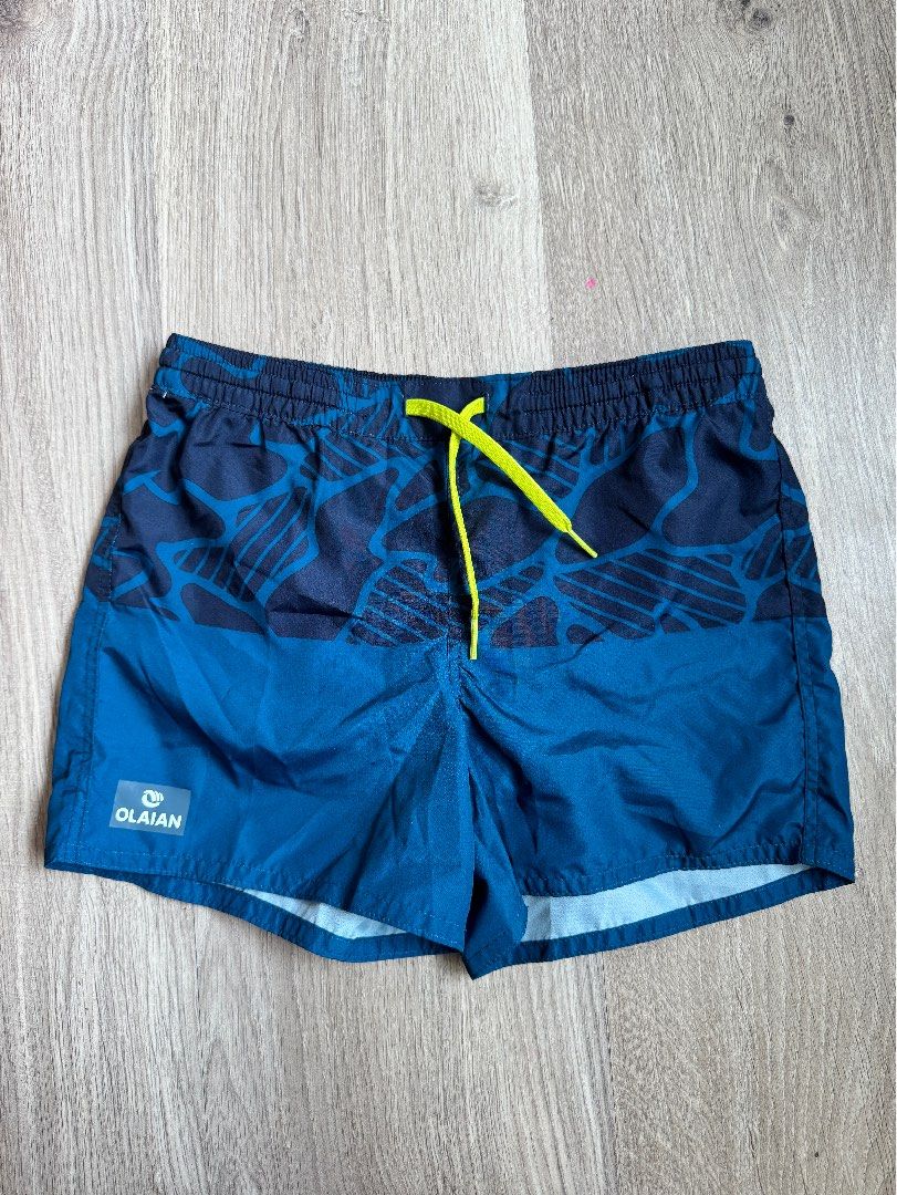 Decathlon Boardshorts size 8 (Category: Babies & Kids Fashion) located in Quezon City. Submitted by oidua (Listing ID 1369038658, Image 1). Description: Brand new just removed tags With inner lining For 8 yr old, 8T.