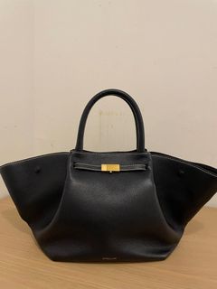 （分類：）位於 。 由 kame223 提交（商品編號 1369028556，圖片 1）。簡介： 。