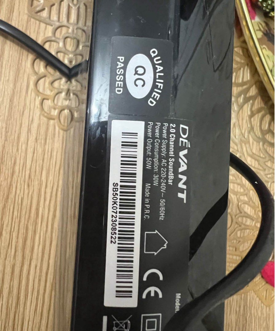 Devant Soundbar Speaker (Category: Soundbars, Speakers & Amplifiers) located in Cebu City. Submitted by shofaholicz (Listing ID 1369069654, Image 3). Description: With remote / compatible with any device with bluetooth.