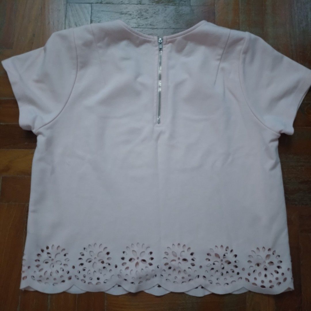 Dotti Pink Top (Category: Shirts) located in Singapore. Submitted by weasleyswizardwheezes (Listing ID 1369004525, Image 2). Description: Mailing +$2.
