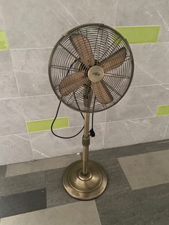 (Category: ) located in . Submitted by johnie (Listing ID 1368992951, Image 1). Description: .