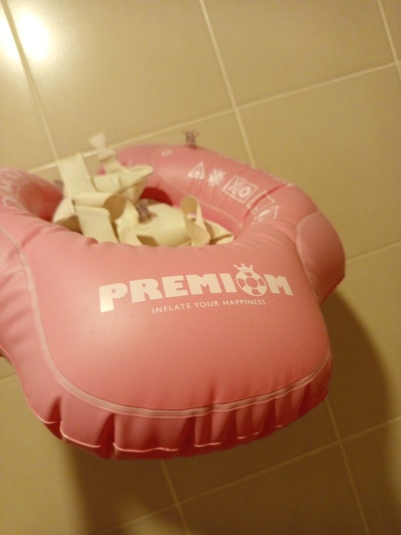 Float (Category: Other Sports Equipment and Supplies) located in Petaling Jaya. Submitted by wildestskin (Listing ID 1369074818, Image 3). Description: float chest and tiptop safety https://my.shp.ee/2n3DsW3 original price rm40 sells rm15 free cow cartoon floater (good to use).