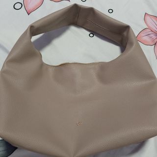 Gvn medium hobo bag