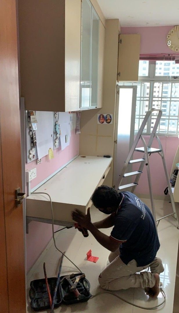 Hacking service/kitchen & toilets  hacking/hdb renovation/landed /commercial area hacking /dismantle/Disposal / experts workers 🪖👷‍♂️62863114744195112