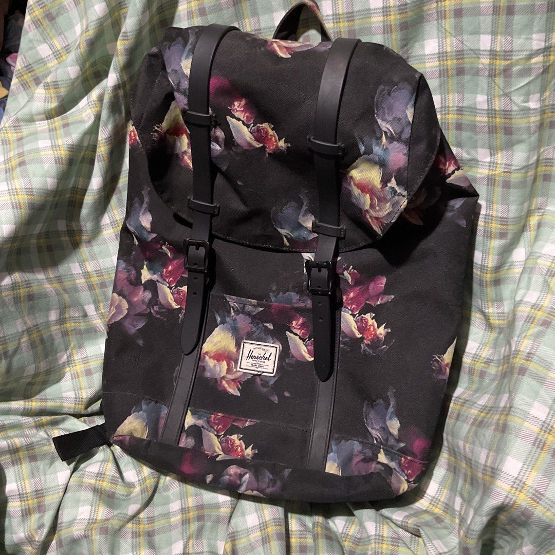 Herschel Retreat Backpack Gothic Floral (Category: Backpacks) located in Manila. Submitted by diorette (Listing ID 1369004184, Image 2). Description: Authentic! Bought from Ayala Mall UP Town Center Branch (6th photo for proof) Used less than 5x cuz it’s too big for me Size: mid-volume (18L) Original price is around ₱5k, selling for ₱3,250 LAYAWAY PAYMENT IS POSSIBLE FOR MEET UP: 50% downpayment is required to ensure purchase SAME DAY DELIVERY: F