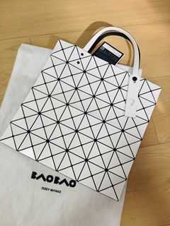 （分類：）位於 。 由 ballchain 提交（商品編號 1368953776，圖片 1）。簡介： 。